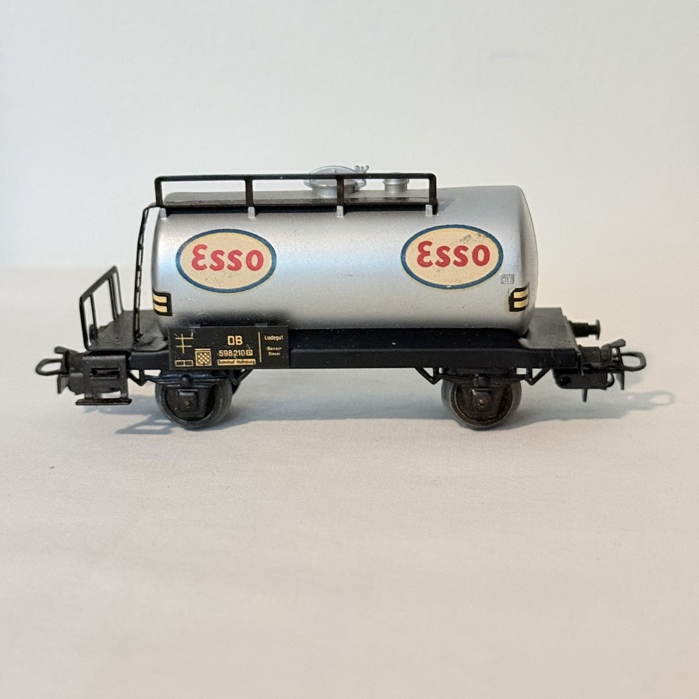 Marklin HO 4501 Esso Petroleum Tank Car DB 598210 Vintage Model Train